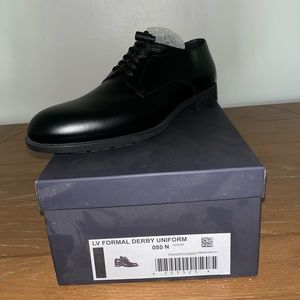 Louis Vuitton Derby Shoe in Black French size 80 fits like US size 10
